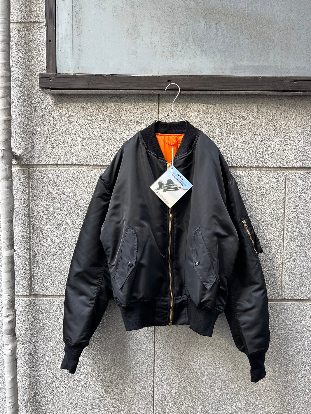 USED/DEAD STOCK – In part