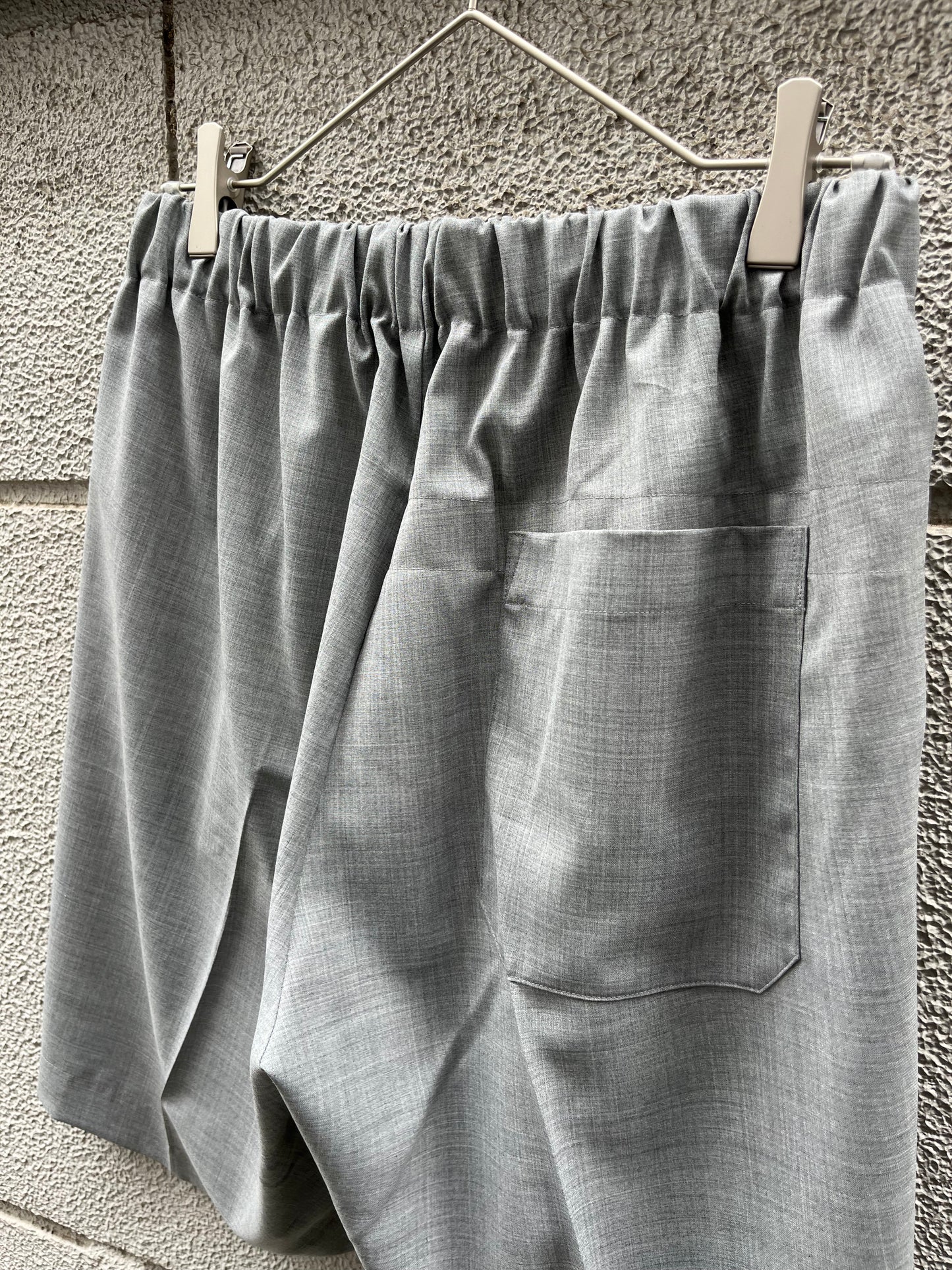 ［un /unbient] EASY TROUSERS SHORTS