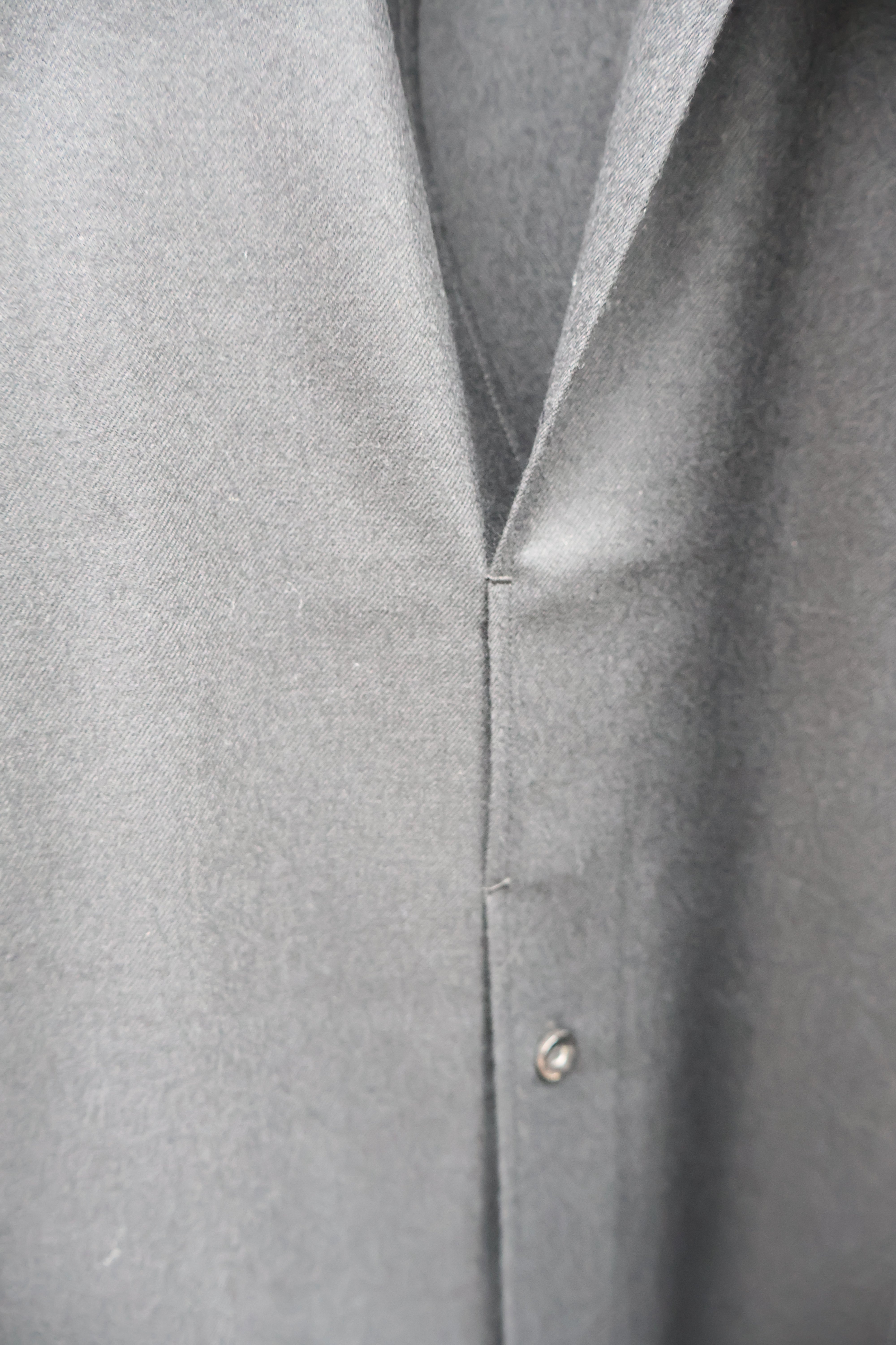 un /unbient] REGULAR COLLAR P/O SHIRTS – In part