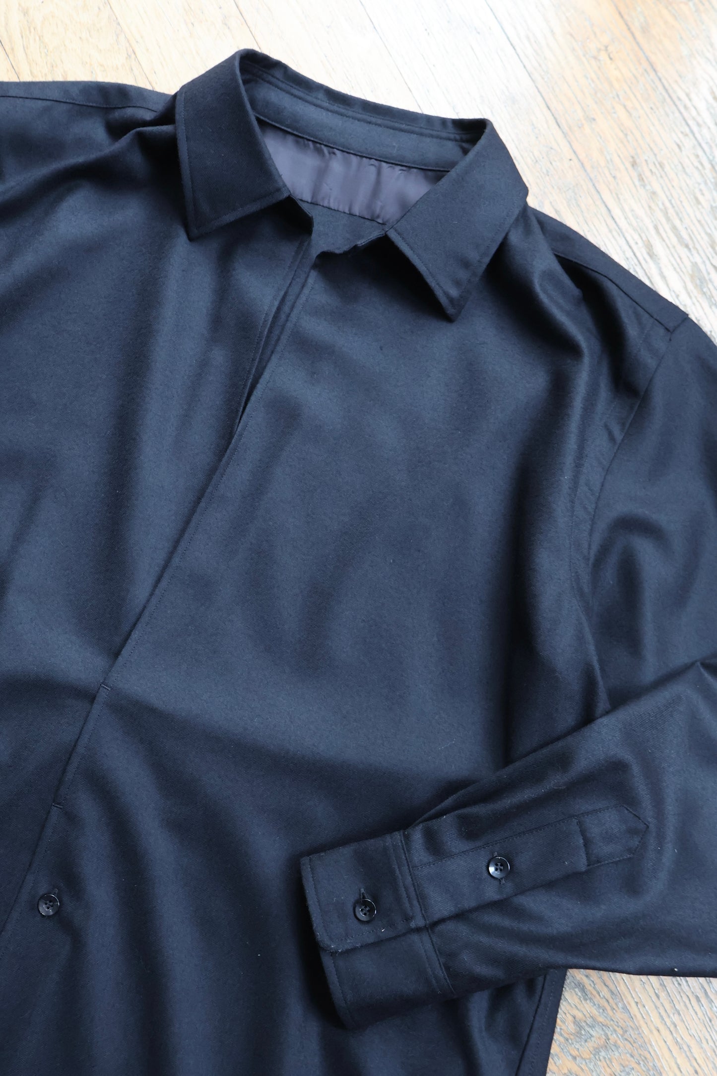 ［un /unbient]  REGULAR COLLAR P/O SHIRTS