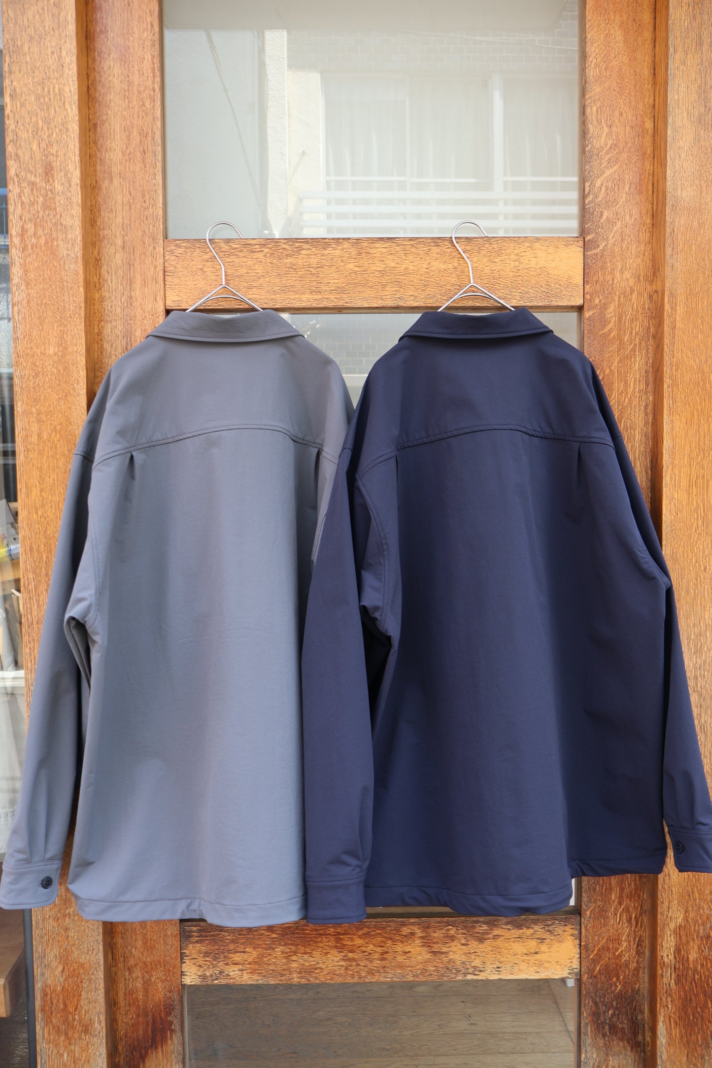 [ BLINK ] W-WEAVE NYLON COLLAR SMOCK