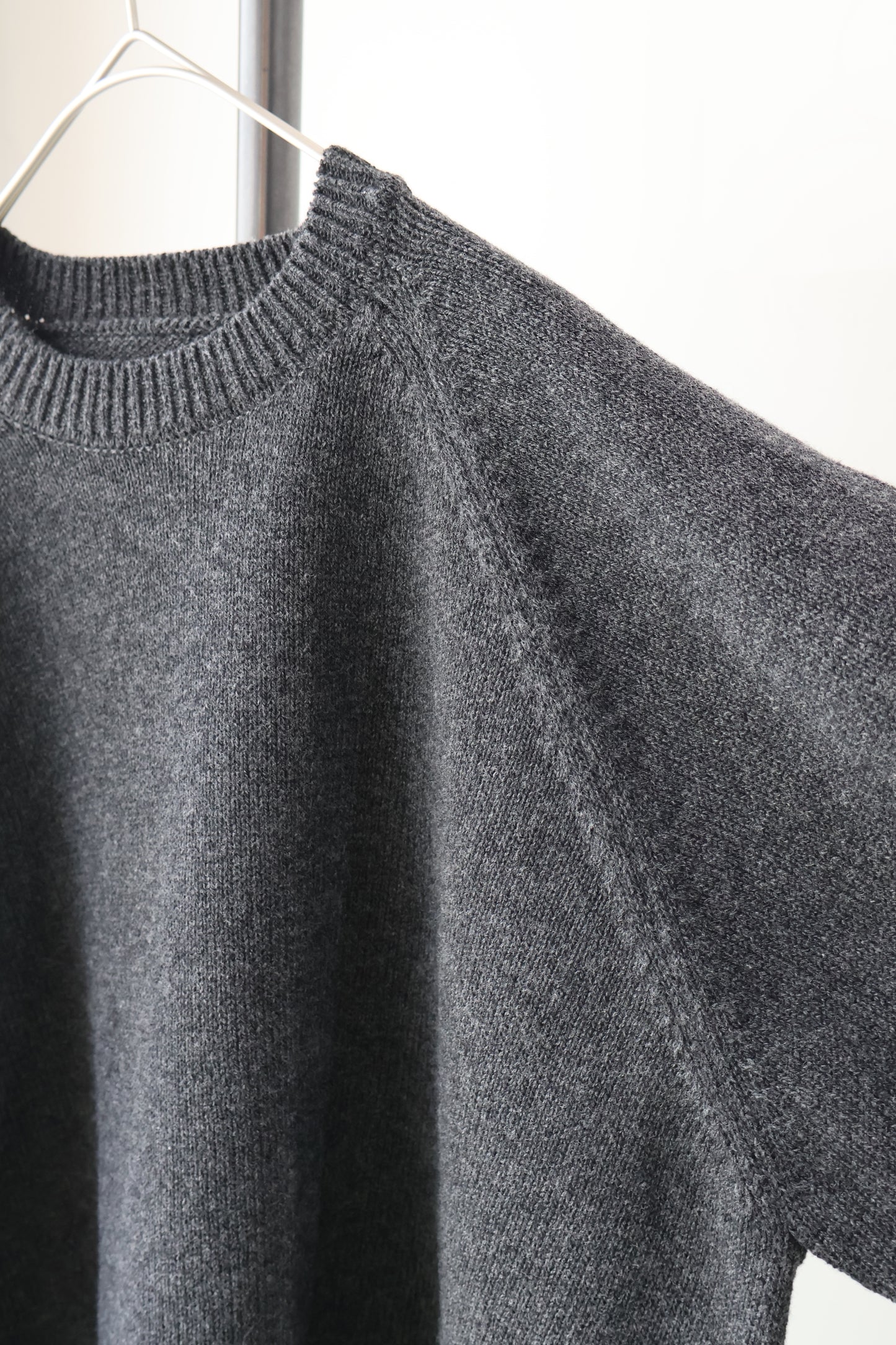 ［YOKO SAKAMOTO] RAGLAN CREW NECK KNIT