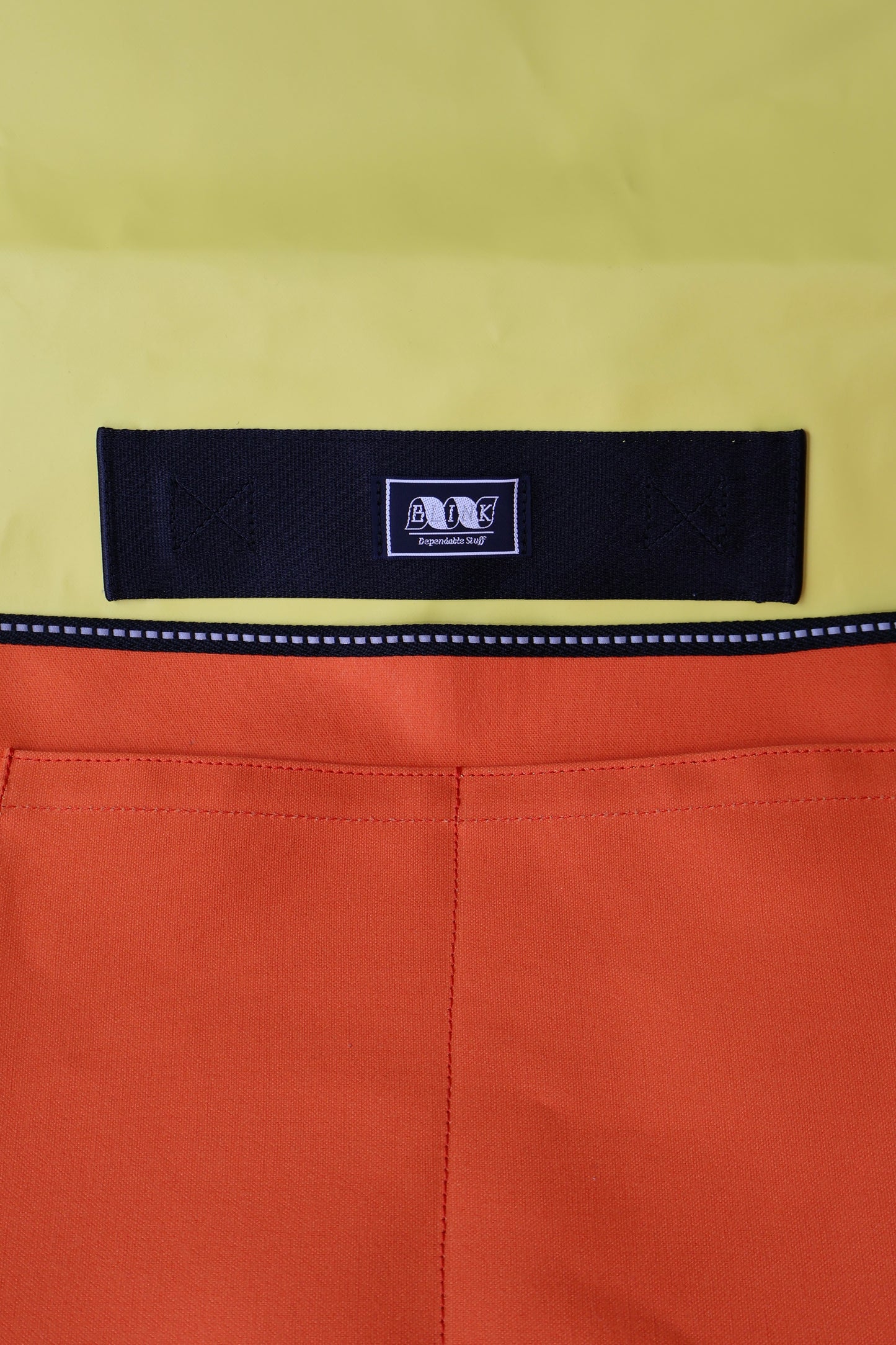 [ BLINK ] CANVAS MESSENGER BAG