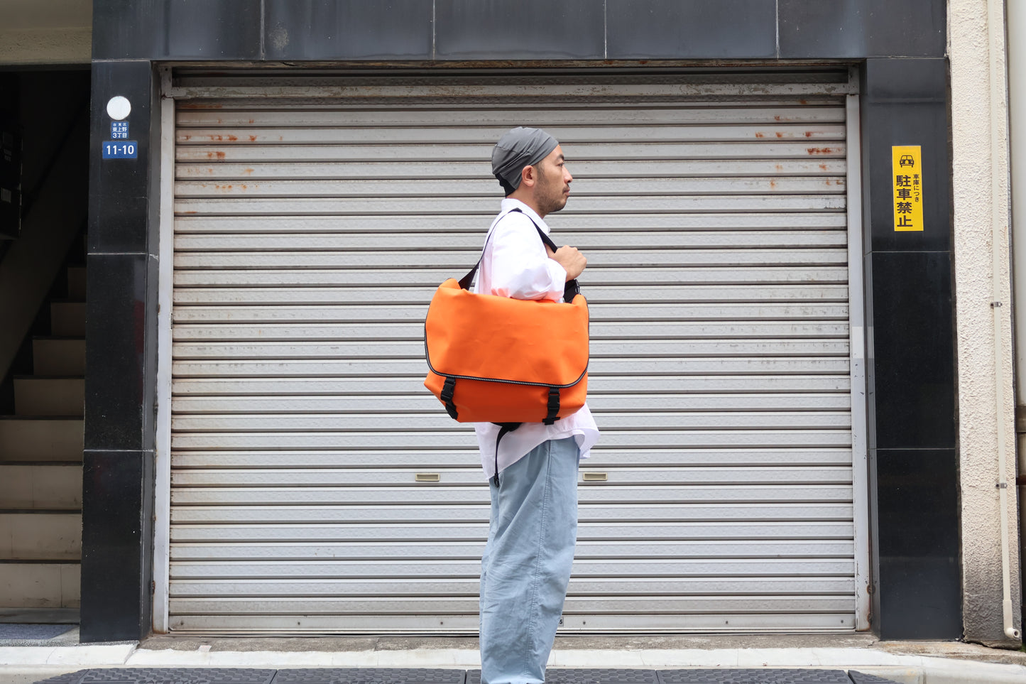[ BLINK ] CANVAS MESSENGER BAG
