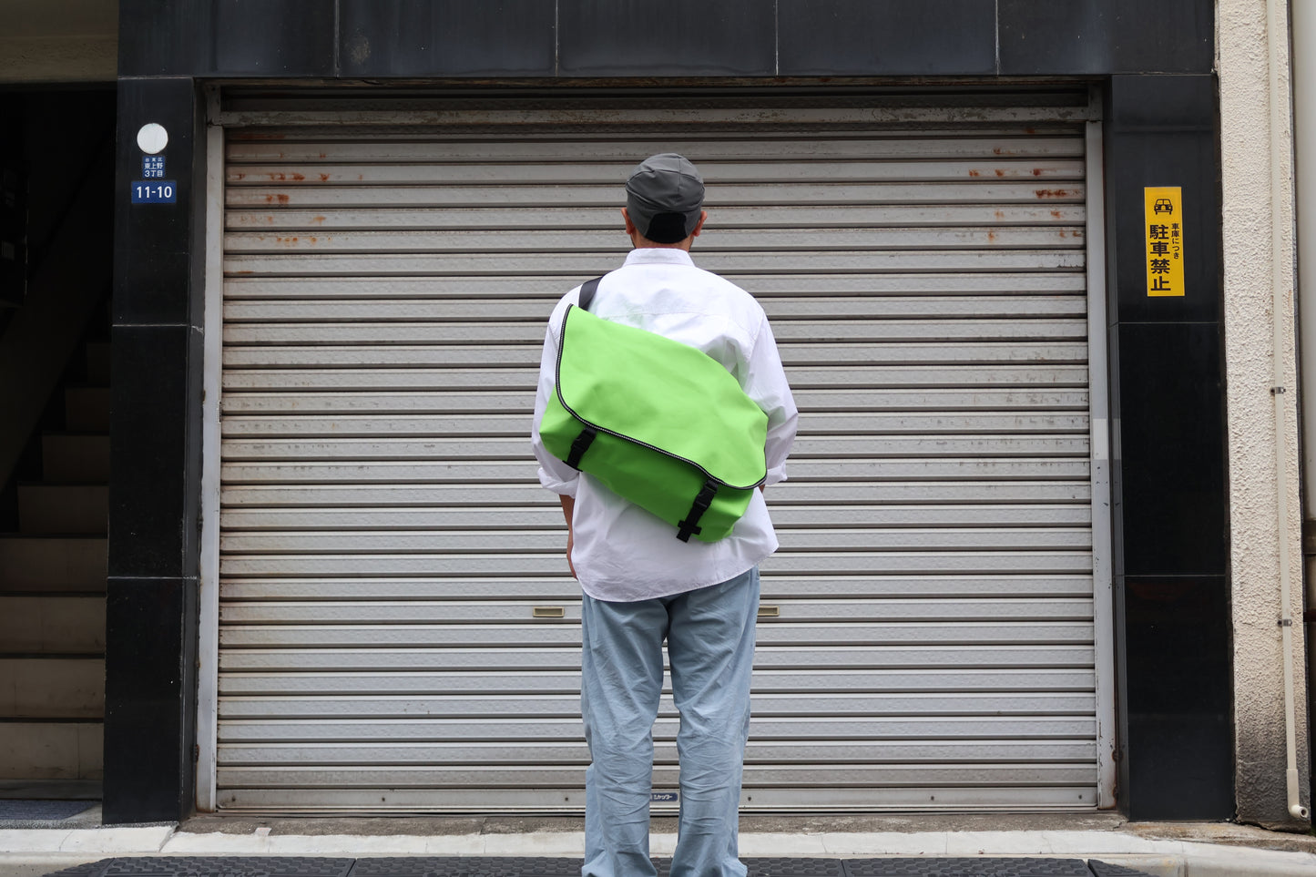 [ BLINK ] CANVAS MESSENGER BAG