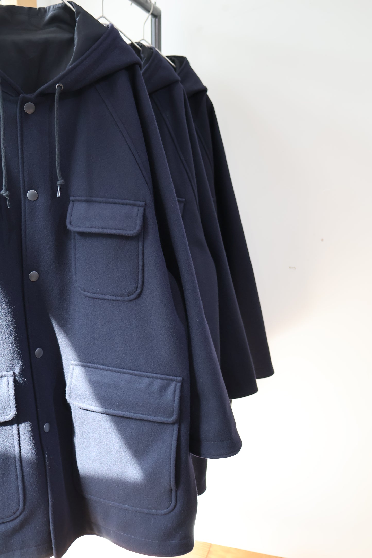 [ BLINK ] REVERSIBLE BENCH COAT