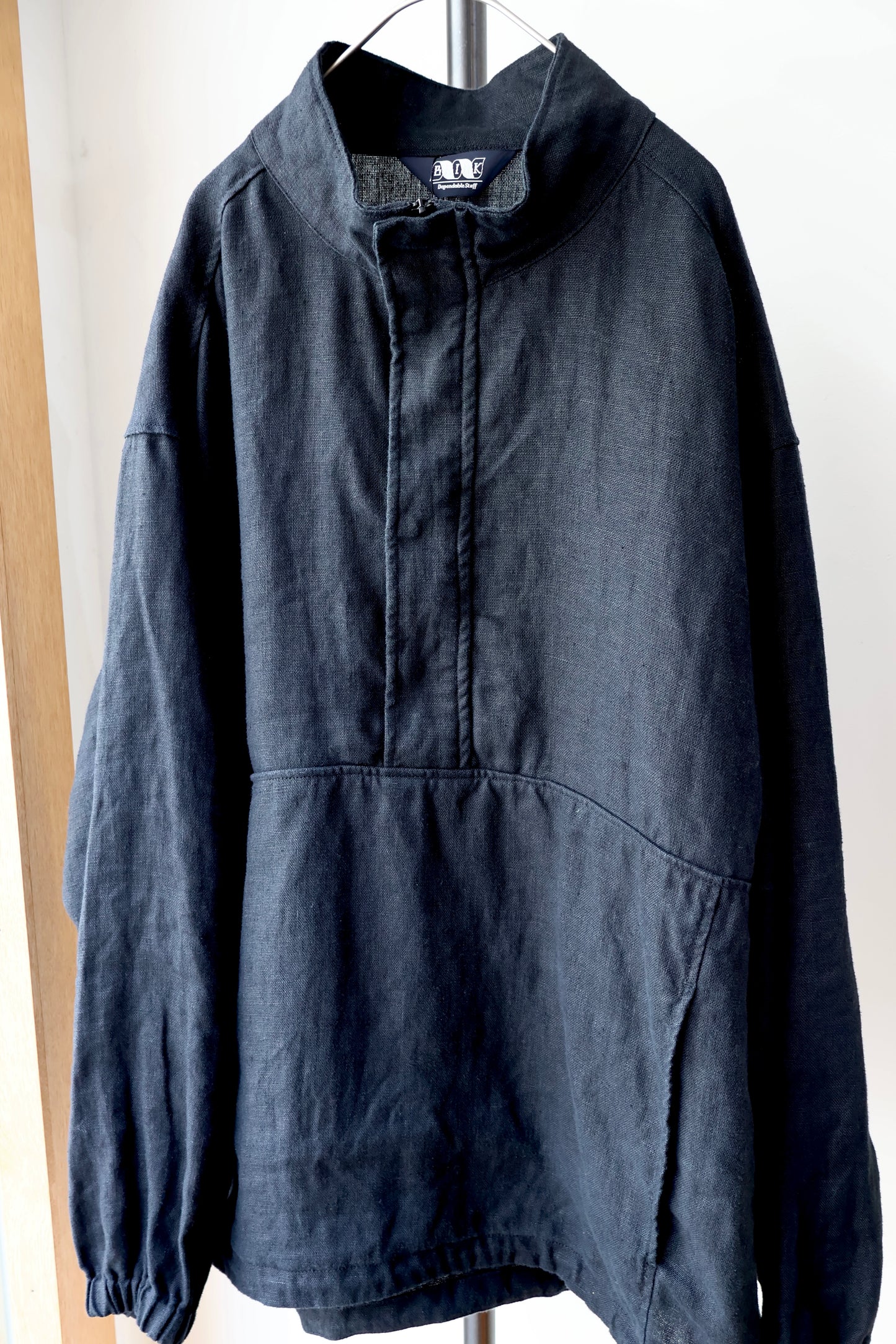 [ BLINK ] HEMP STAND-ZIP SMOCK