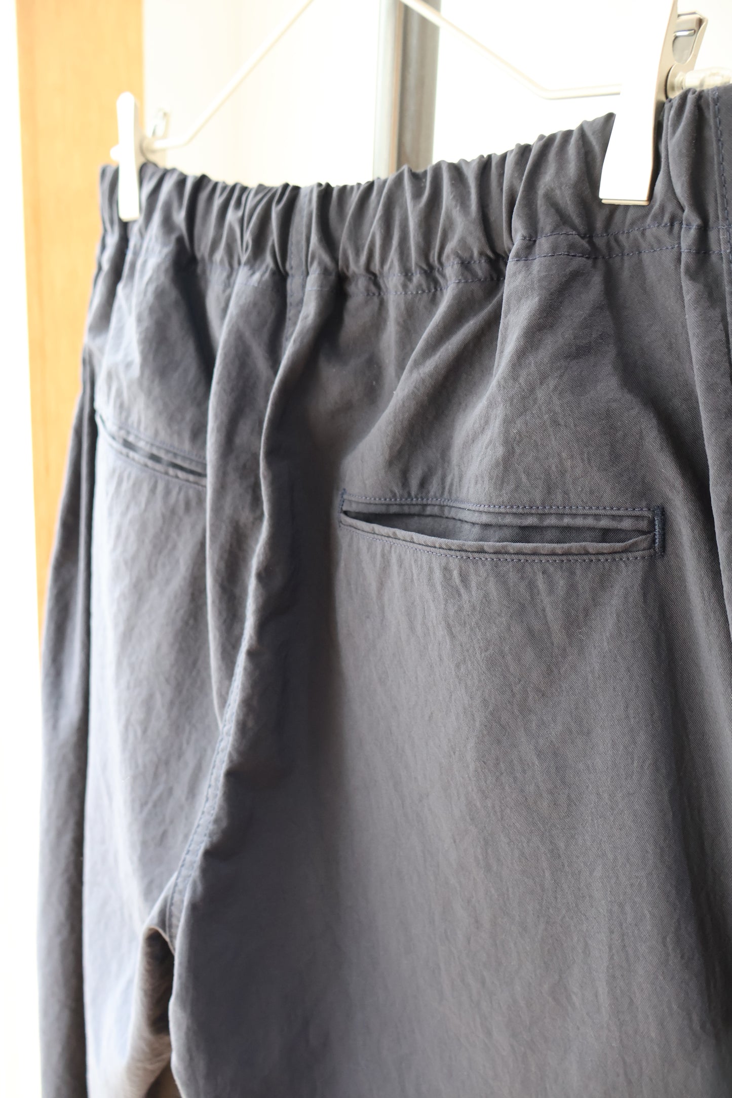 [ BLINK ] W-NEEDLE EASY CHINOS