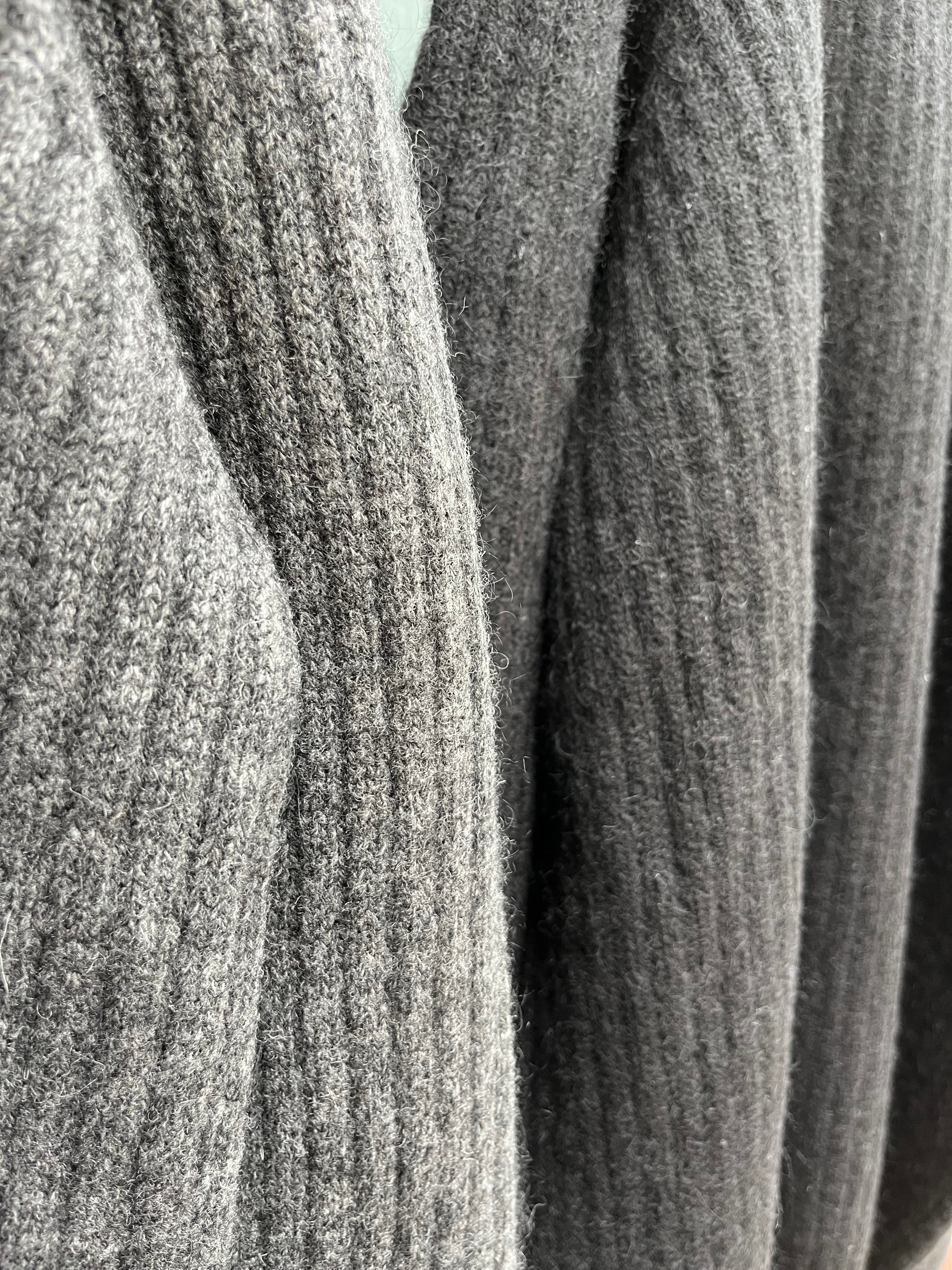 YOKO SAKAMOTO] YAK MOCK NECK KNIT – In part