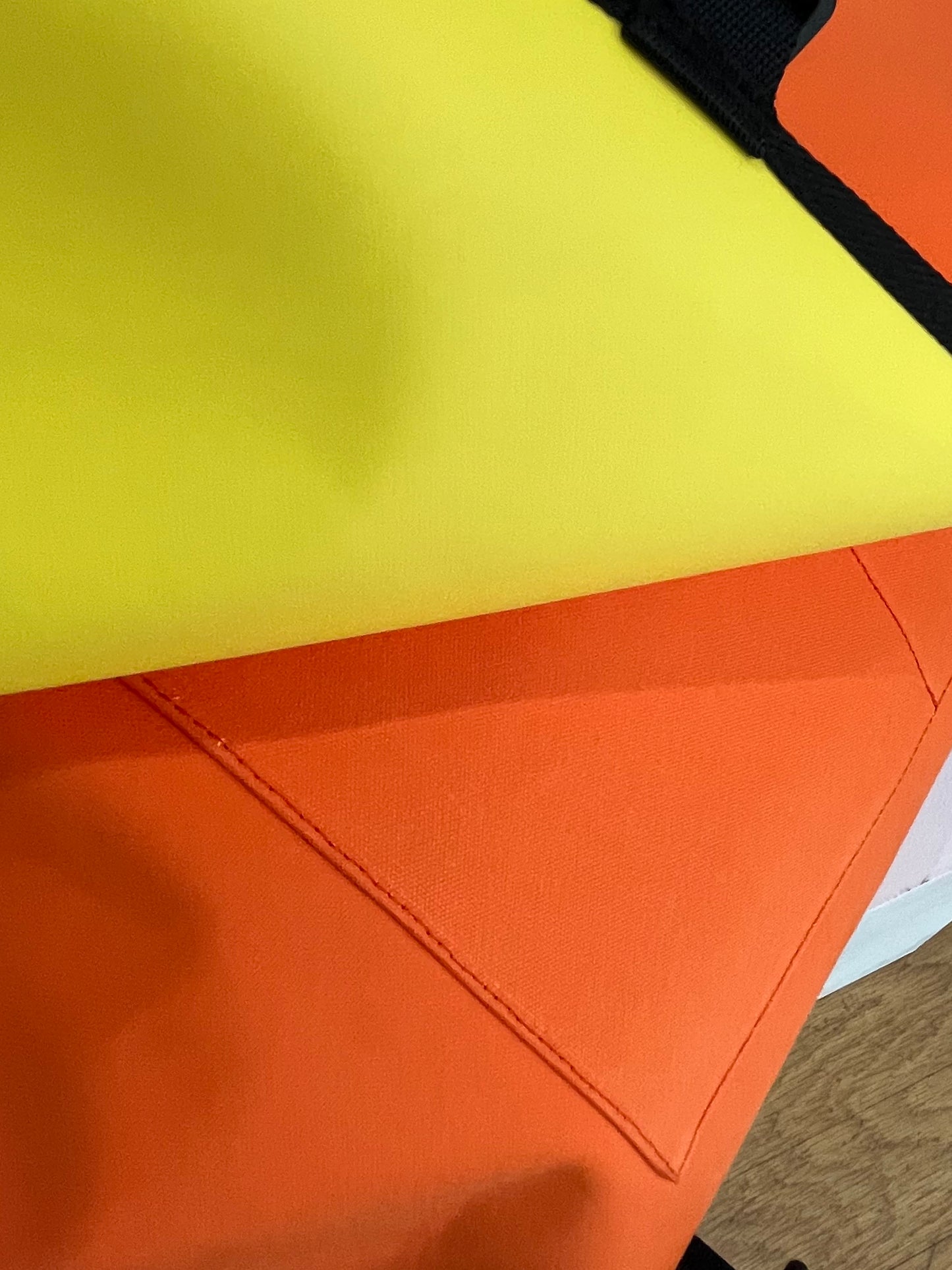 [ BLINK ] CANVAS MESSENGER BAG