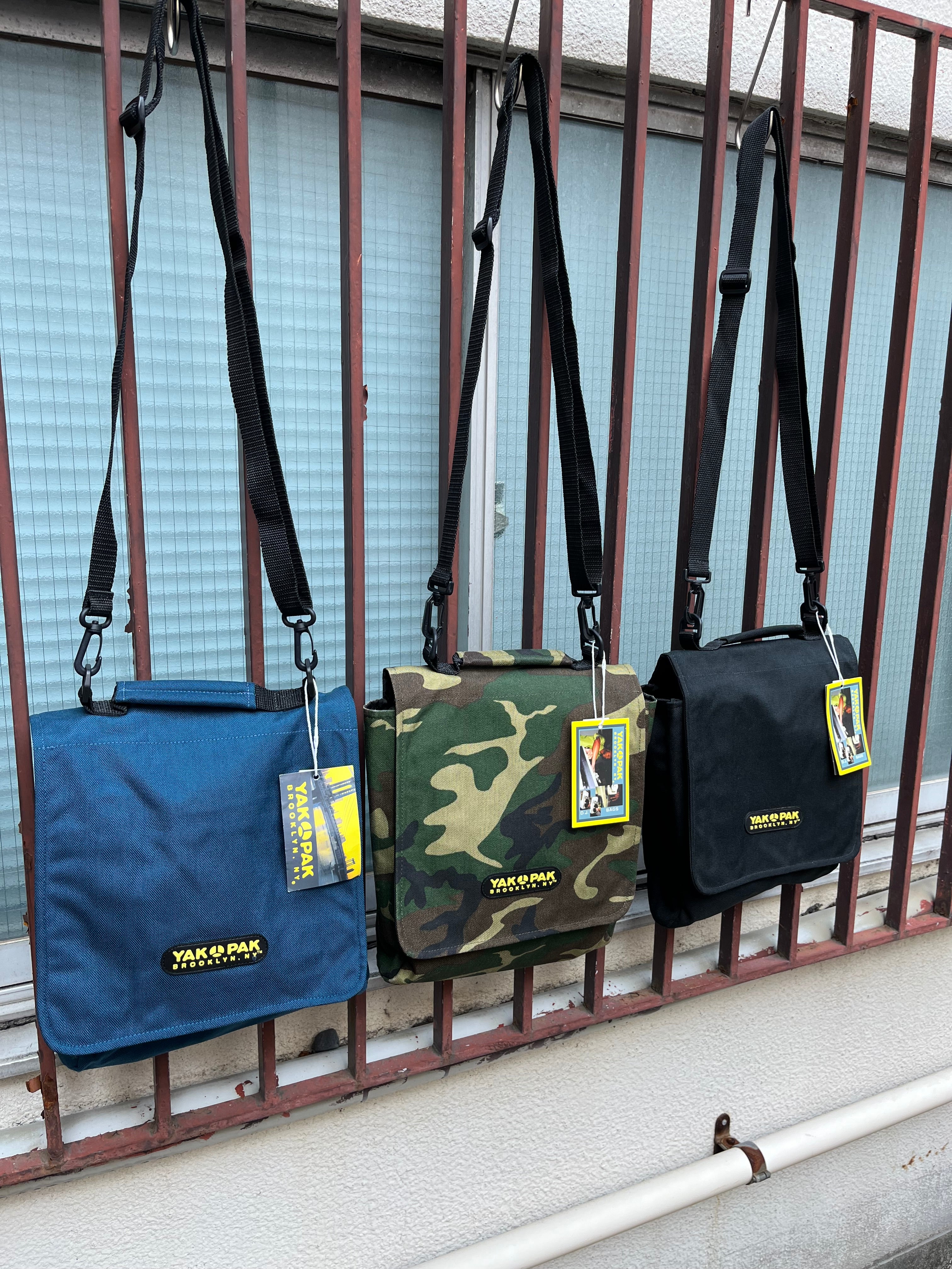 DEAD STOCK ] 90's YAK PAK / D.J BAGS SMALL – In part